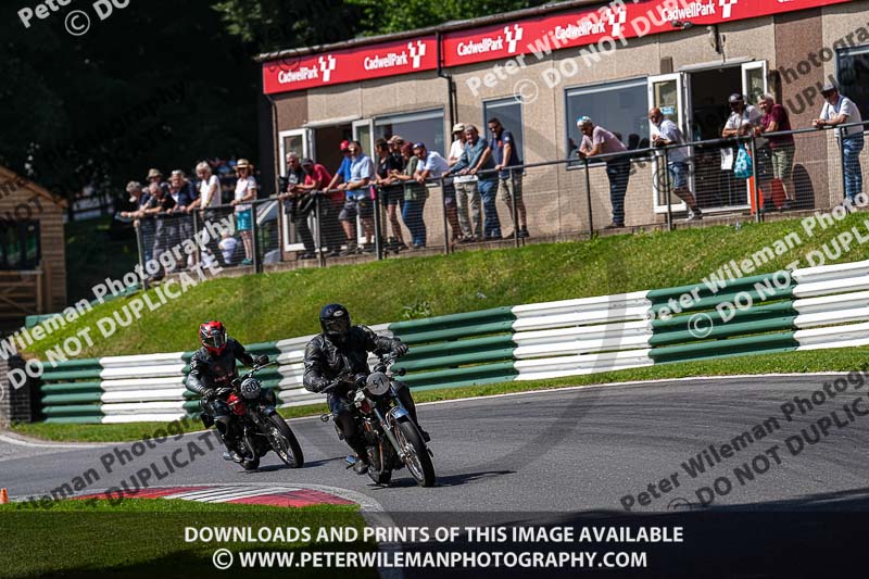 Vintage motorcycle club;eventdigitalimages;mallory park;mallory park trackday photographs;no limits trackdays;peter wileman photography;trackday digital images;trackday photos;vmcc festival 1000 bikes photographs